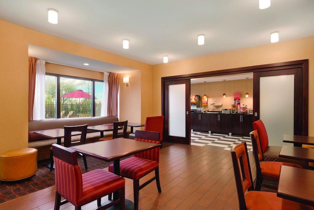 Hampton Inn Columbus-International Airport Gahanna Εξωτερικό φωτογραφία