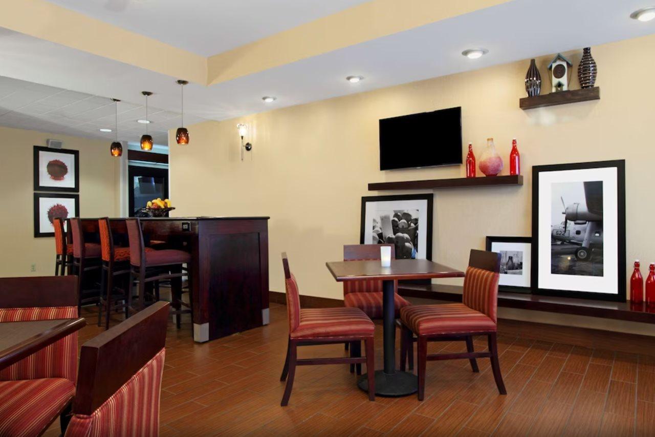 Hampton Inn Columbus-International Airport Gahanna Εξωτερικό φωτογραφία